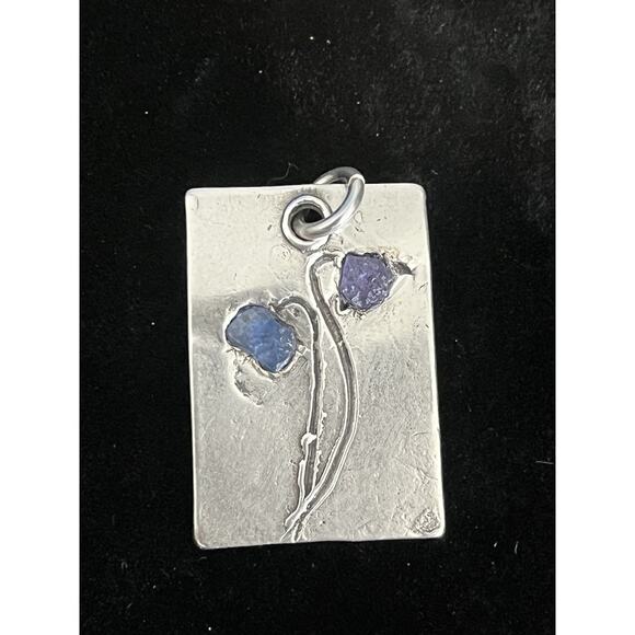 Signed Nadine Leo Mississippi River Pearl Co Sterling Silver  Signed Nadine Leo Mississippi River Pearl Co Sterling Silver Sapphire Pendant